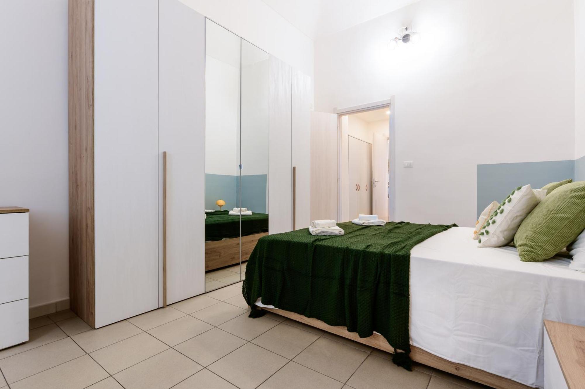 Apartment Susa - 200mt Porta Susa, Wifi, Smart Working *